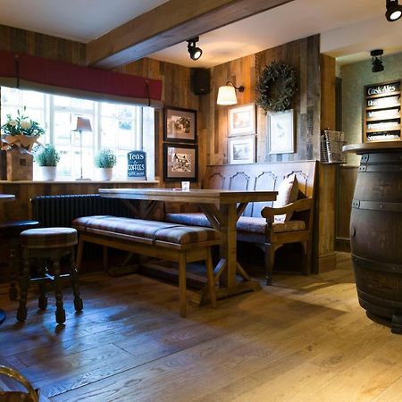 Red Lion Inn Little Budworth Buitenkant foto