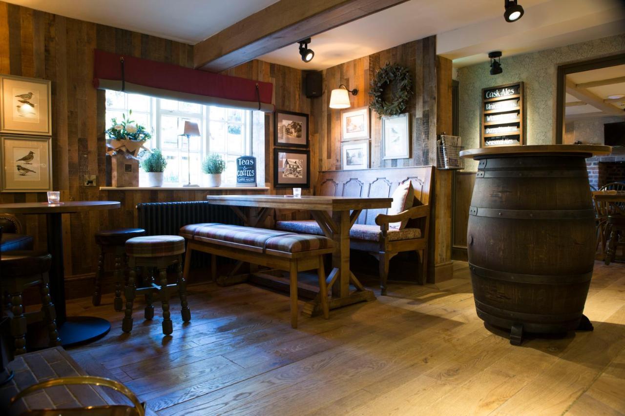 Red Lion Inn Little Budworth Buitenkant foto
