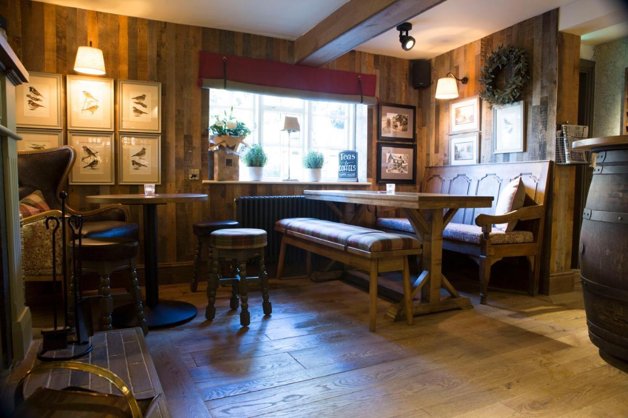 Red Lion Inn Little Budworth Buitenkant foto